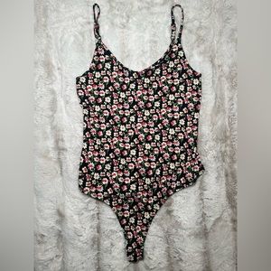 Polly & ester floral Bodysuit